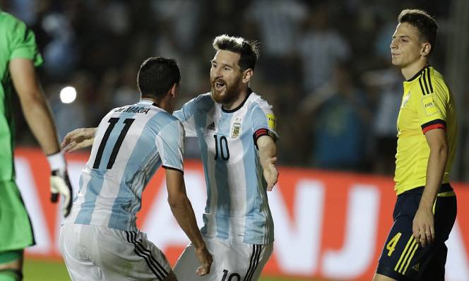 Điểm nhấn trận Argentina - Colombia: Liều thuốc thần... Messi