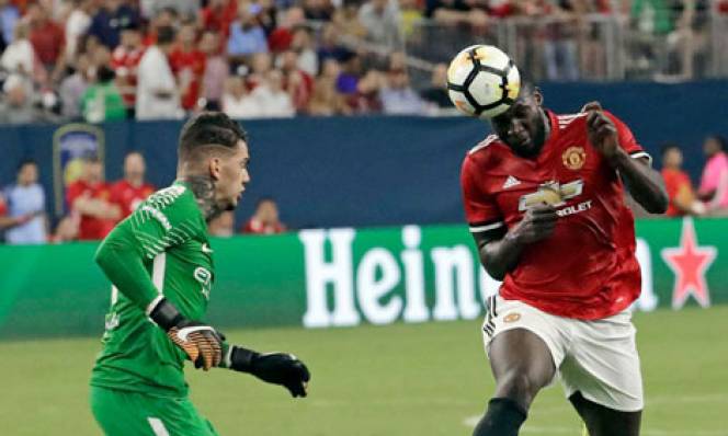 Man City vẫn hồi hộp với thủ môn